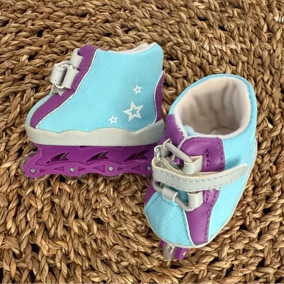 American Girl Doll Clothing Lot- Dresses, Outfits, Rollerblades, Top, Skirt - Picture 7 of 11